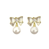 Boucles d'oreilles Sweety en plaqué or 14 carats avec nœud papillon Boucles d'oreilles mignonnes en forme de perle Accessoires cadeaux pour filles