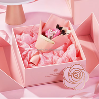 Boîte rigide en papier kraft écologique magnétique personnalisée rose clair élégante et très vendue pour l'emballage de cadeaux de parfum