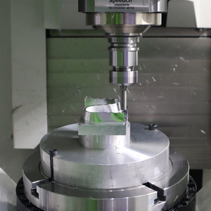 Centro di Lavorazione CNC a 5 Assi per Foratura e Maschiatura TC-600L - Product Image 6