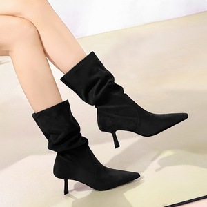 Bottines à talon fin en faux daim pour femme, style rétro, bout pointu, polyvalentes, élastiques, nouvelle collection 2026 - Product Image 5