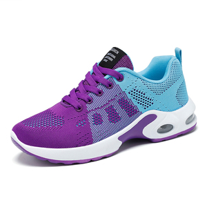 Baskets décontractées respirantes et légères pour femmes grandes tailles, avec amorti d'air et empeigne en maille respirante - Product Image 2