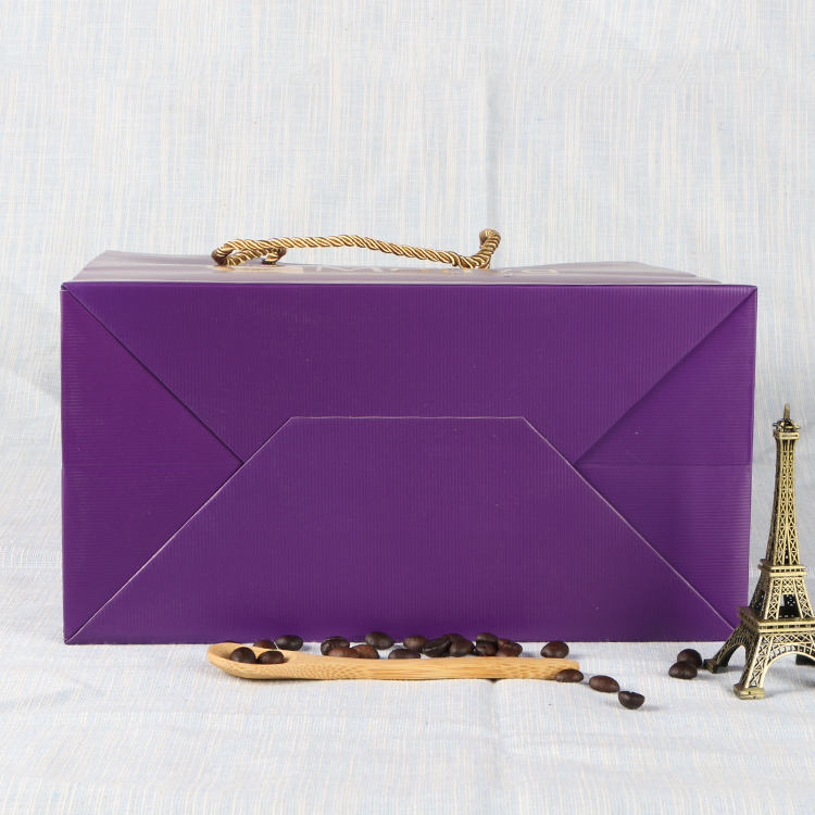 Factory wholesale top quality custom logo gift paper shopping bag with handle
