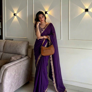 Sari en soie violette avec bordure en dentelle brodée, tenue traditionnelle indienne pour femmes, pour les occasions de mariage et de Diwali, séchage rapide, protection solaire - Product Image 1
