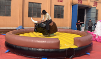 Manège gonflable de ferme mécanique pour adultes à vendre