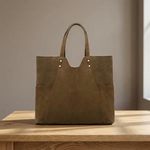 BS INTERNATIONAL – Sacs à main pochette pour femme en cuir véritable 100 %, imperméables et thermiques, avec logo personnalisé, deux sangles et fermeture éclair - Product Image 4