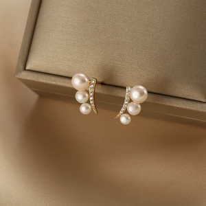 Pendientes de Perlas de Agua Dulce Naturales para Mujer WENCHI, Diseño Elegante para un Look Lujoso - Product Image 4