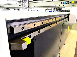 <span class=keywords><strong>CNCC</strong></span> Digital Vib rating Blade Oszillieren des Messers ch neiden Automatische Verpackung Well pappkarton Flach betts chneide plotter - Product Image 5