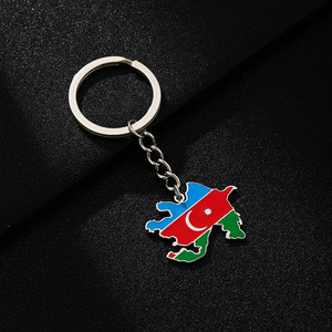 Llavero con colgante de <span class=keywords><strong>bandera</strong></span> de Azerbaiyán esmaltado de acero inoxidable, llavero con colgante de mapa de azerbaiyanos esmaltado chapado en oro de 18 quilates - Product Image 5