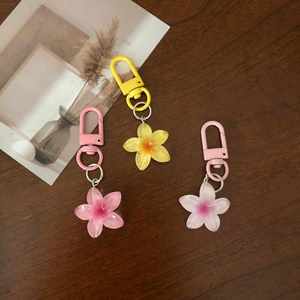 Colorful Transparent Flower Keychain for Women Girls Cute INS Style Keychain Pendant Bag Charm Keychain <b>Accessory</b> - Product Image 3