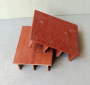 منصة هروب من الحريق مصنوعة من مركب الفينول والألياف الزجاجية المقواة بالبلاستيك للأنفاق ومحطات المترو بتقنية البثق - Product Image 1