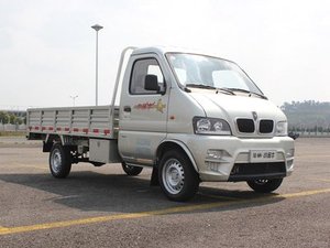 Mini Camión de Gasolina de Una Sola Fila con Tracción 4x2, Capacidad de 2-3 Toneladas, Fabricado en China con Soporte Técnico en Video y Soporte en Línea - Product Image 3