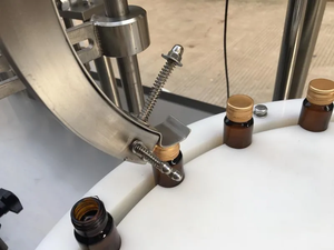 Máquina Tapadora de Roscas Eléctrica Totalmente Automática de Alta Precisión para Botellas de Plástico de Alimentos y Cosméticos, 1 Año de Garantía - Product Image 3