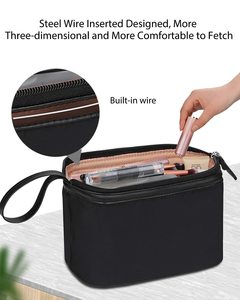 Organisateur de stockage de sac cosmétique de fermeture éclair de polyester portatif de grande capacité pour le sac de maquillage de voyage de femmes - Product Image 4