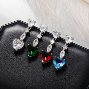 Orecchini Pendenti a Cuore con Zirconia Cubica Verde Smeraldo per Donne, Gioielli Eleganti e alla Moda - Product Image 5