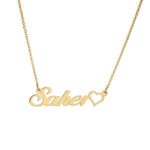 Collier avec <span class=keywords><strong>lettres</strong></span> et pendentif en acier inoxydable tendance sur mesure Collier à chaîne plaqué or 18 ct avec nom personnalisé bijoux pour femmes - Product Image 5