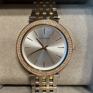 <span class=keywords><strong>Reloj</strong></span> de Cuarzo de Lujo para Mujer al por Mayor, con Diamantes, Estilo Conciso, Esfera con Correa de Acero Inoxidable, <span class=keywords><strong>Reloj</strong></span> para Chicas, Relojes de Negocios - Product Image 4