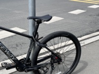Antivol pliable en acier résistant aux intempéries pour vélos et véhicules électriques avec cadran à combinaison ergonomique à 4 chiffres