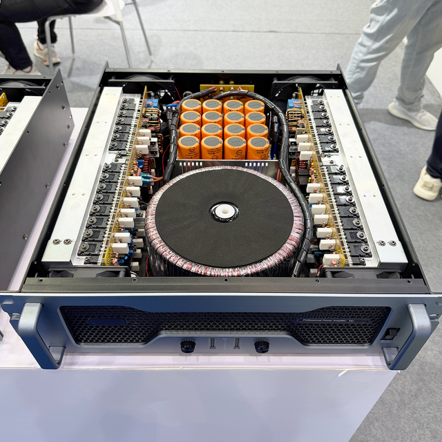 SIVG Professional-Grade Class TD Dual-Channel 2700W Power Amplifier Powerful Bass, RoHS Certified, Ideal for Stage Performances