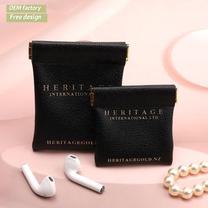 定制标志PU皮革拉链袋防水旅行储物袋女士化妆刷字母图案风格串 - Product Image 1