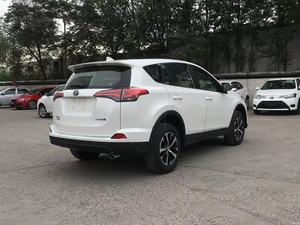 <span class=keywords><strong>Toyota</strong></span> <span class=keywords><strong>RAV4</strong></span> SUV <span class=keywords><strong>2017</strong></span>, Caja de Cambios Automática, Bajo Consumo de Combustible, Asientos de Cuero, Cámara Trasera, Neumáticos R16, Vehículo de <span class=keywords><strong>Segunda</strong></span> <span class=keywords><strong>Mano</strong></span> - Product Image 5