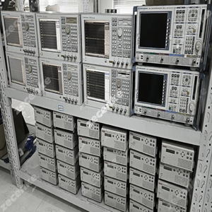 중고 Agilent / HP 8714ES RF 네트워크 분석기 300kHz-3GHz - Product Image 6