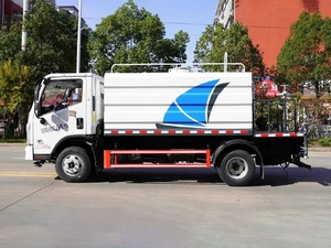Global Distribution Foton 4X2 7CBM Water Carrier Truck for Landscape <b>Irrigation</b> and Emergency Water Supply - Product Image 4