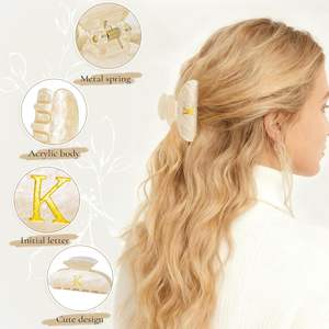 مشابك شعر أنيقة مخصصة بتصميم حروف للحفلات، مشابك شعر متوسطة الحجم باللون الوردي والبيج، إكسسوارات شعر مخصصة بالجملة - Product Image 4