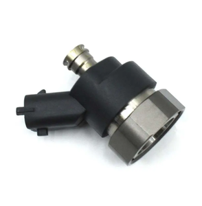 Inyector de Combustible Common Rail en Stock, Solenoide FOOVC30319, Usado para Motores Bosch Serie - Product Image 3