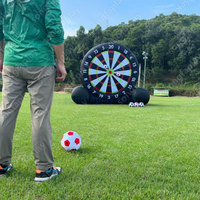 Grand jeu de fléchettes de football gonflable d'extérieur, jeu de football géant à velcro, équipement de divertissement, grand équipement de divertissement d'extérieur