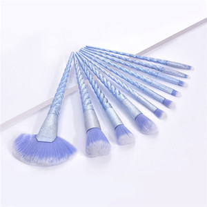 2024 nouveau Style luxe <span class=keywords><strong>licorne</strong></span> violet paillettes Nylon Fiber ABS professionnel <span class=keywords><strong>maquillage</strong></span> brosse ensemble beauté cosmétiques outils marque privée - Product Image 3