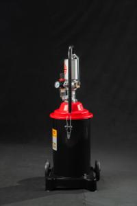 Kit de <span class=keywords><strong>pompe</strong></span> à <span class=keywords><strong>graisse</strong></span> <span class=keywords><strong>pneumatique</strong></span> haute pression 12L en acier, actionné par air comprimé, avec chariot et <span class=keywords><strong>pistolet</strong></span> à <span class=keywords><strong>graisse</strong></span> - Product Image 4