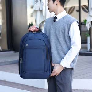 Mochila de negocios impermeable y ligera para hombre, bolso de hombro para ordenador portátil escolar para trabajo acuático, poliéster para estudiantes y profesionales - Product Image 5