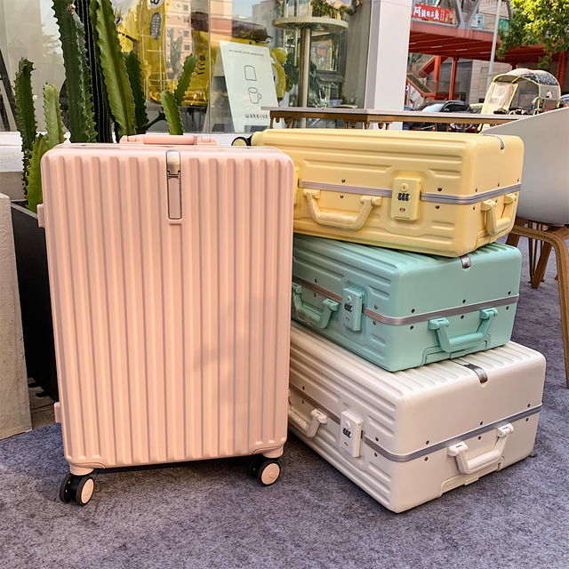 Elegant 24 Inches Check in  Spinner Suitcase New Style Unisex Travel Luggage with TSA Lock and Aluminum Frame