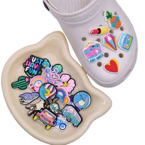 Breloques personnalisées pour chaussures avec logo, décorations 3D en PVC pour chaussures, épingles pour chaussures, épingles pour sacs Bogg, breloques personnalisées pour chaussures et sacs fourre-tout - Product Image 4