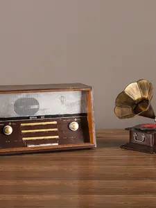 Venta caliente decoración del hogar al por mayor personalizado Vintage Radio boda favores tarjeta de regalo trofeos