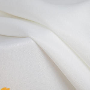 Nappe carrée en lin de coton blanc de qualité supérieure Couverture de table de qualité tissée au design uni - Product Image 5