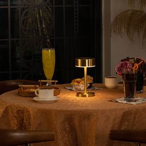 Lámpara de Mesa Inalámbrica Recargable de Aluminio al por Mayor, con Clasificación IP54, Control Remoto, Elegante Pieza de Decoración para Dormitorio - Product Image 4