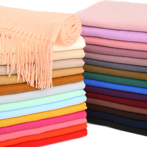 Fashion disesuaikan wanita Pashmina warna Solid hangat jilbab syal musim dingin kasmir rumbai selendang - Product Image 1