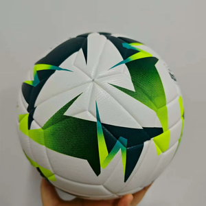 Ballon de football de taille officielle 5, nouveau style personnalisable 2024, mini ballon de compétition pour adultes, ballon de football en PU - Product Image 5