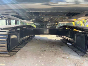 Excavatrice d'occasion coréenne HANG KUI Hyundai 220LC de 22 tonnes, 90 % neuve, avec certifications EPA et CE, idéale pour l'agriculture et les travaux de terrassement à prix abordable - Product Image 5