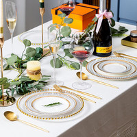 Service de table en porcelaine fine blanche écologique pour mariage, comprenant assiette à soupe en céramique avec bord doré, tasse à café, bol, cuillère et assiettes de présentation