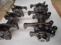 New DONGFENG QSZ13 Intake and Exhaust Valve Rocker Arm Assembly 4975240 2883252