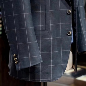 <span class=keywords><strong>Costume</strong></span> d'affaires pour <span class=keywords><strong>homme</strong></span> bleu foncé à carreaux, simple boutonnage, respirant, en laine italienne VBC Super 110's, fait main, <span class=keywords><strong>demi</strong></span>-couture - Product Image 6