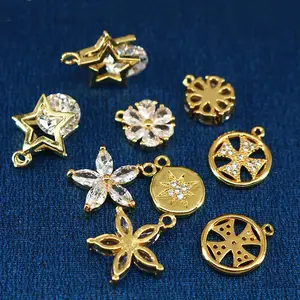 CZ8261迷你珠宝用品黄金填充CZ微型铺装花饰，微小的CZ钻石北极星十字挂饰