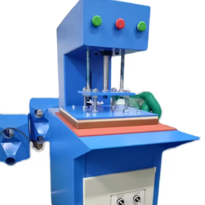Machine à repasser les empeignes de chaussures pour produits en cuir - Product Image 1