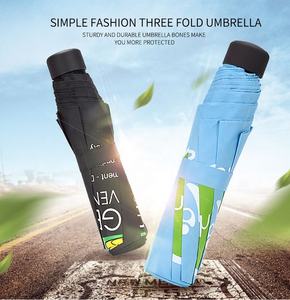 Logo ile sıcak satış promosyon ucuz hafif mini cep şemsiye seyahat yağmurlu 3 katlanır siyah şemsiye manuel açık ve yakın - Product Image 3