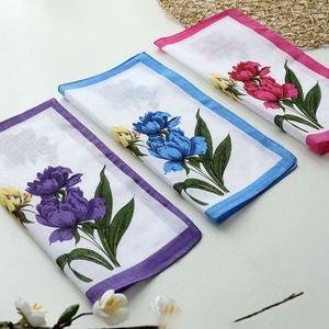 Pañuelo Clásico de Algodón con Diseño Floral, Pañuelos Cuadrados con Borde Ancho, Venta al Por Mayor - Product Image 2