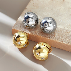 ต่างหูทรงโดมประดับเพชรซิร์คอนชุบทอง 18K กันน้ำ ไม่หมอง สำหรับผู้หญิง ขายส่งแฟชั่น เหมาะสำหรับเป็นของขวัญ - Product Image 4