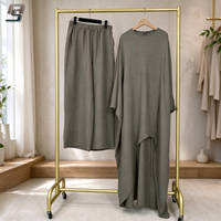 Ensemble Abaya Simple et Modeste avec Ceinture, Chemise et Pantalon Ample pour Femmes Musulmanes – Fabricant OEM/ODM Personnalisé et Marque Privée