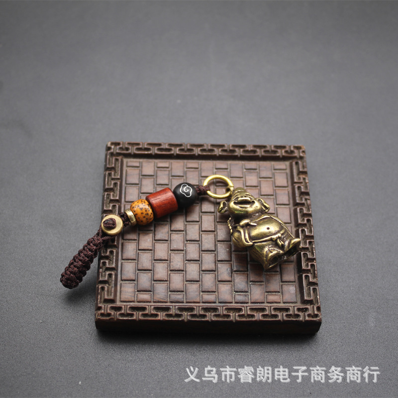 Pigsy (Black auspicious cloud beaded clasp)